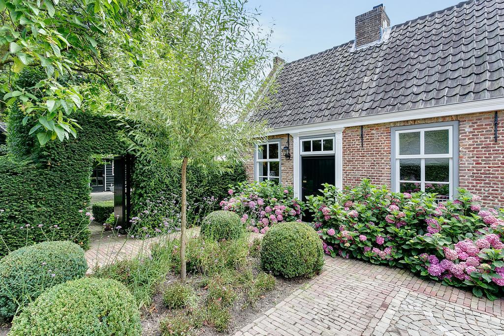 Van Gogh Cottage Нюэнен Номер фото